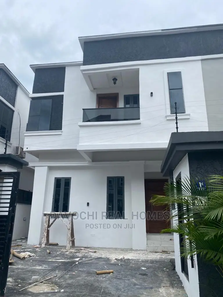 4bdrm Duplex in Chevron Drive for rent in Chevron