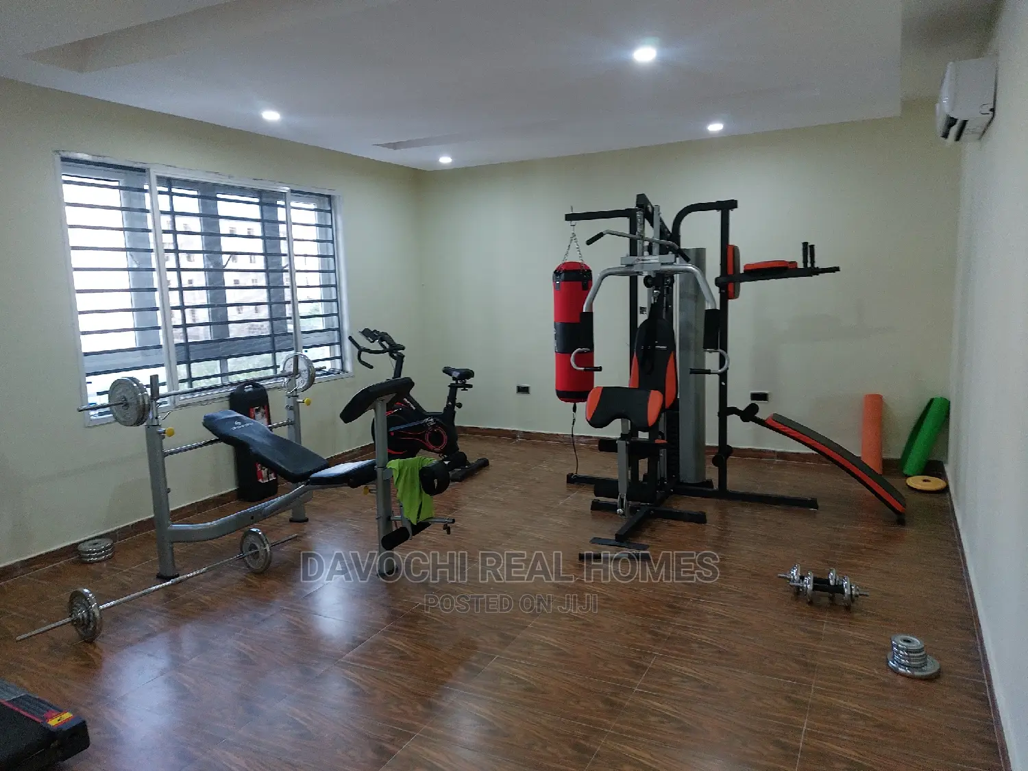 3bdrm Duplex in Chevron for rent in Chevron