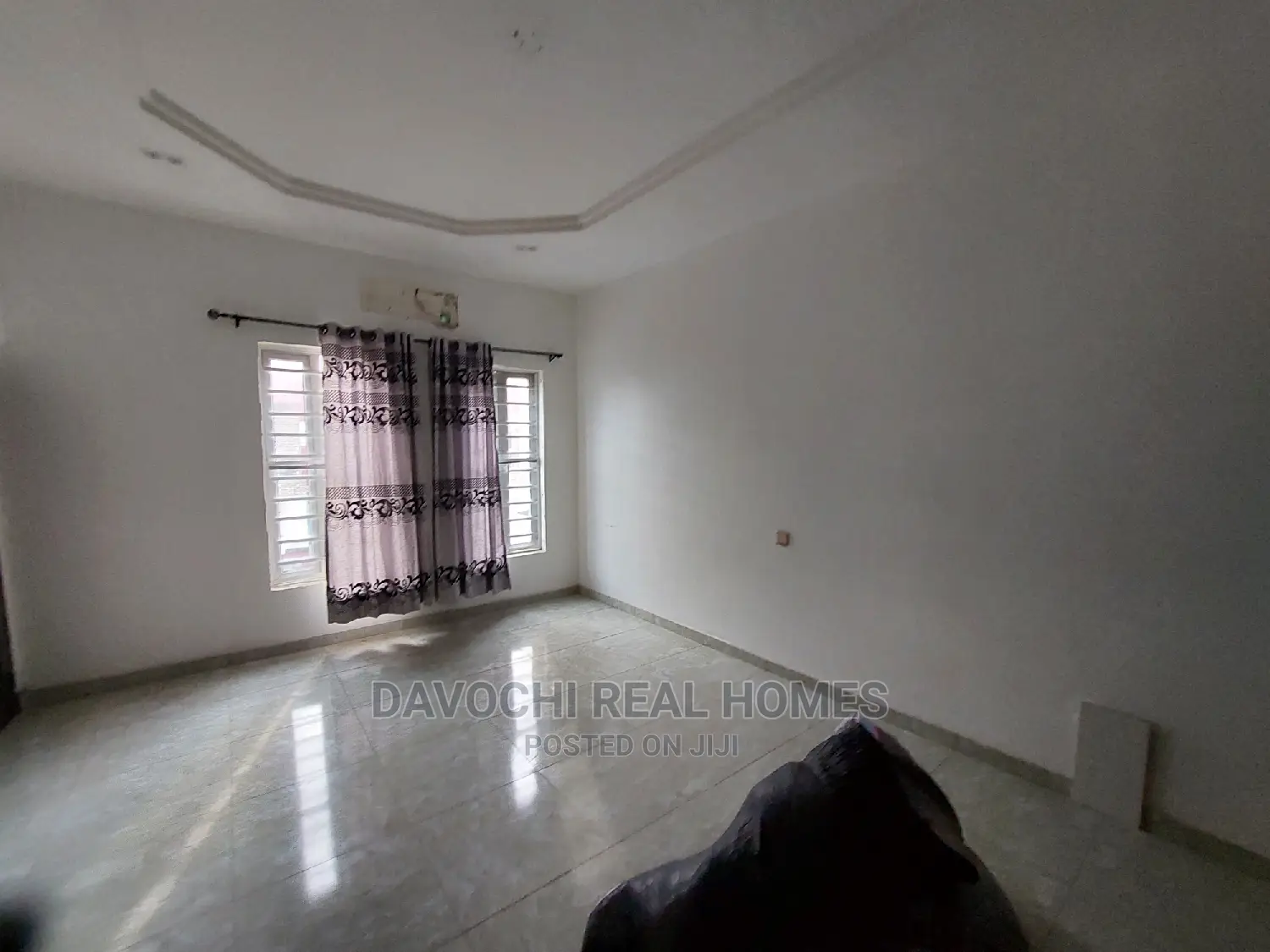 4bdrm Duplex in Immediately After for rent in Chevron
