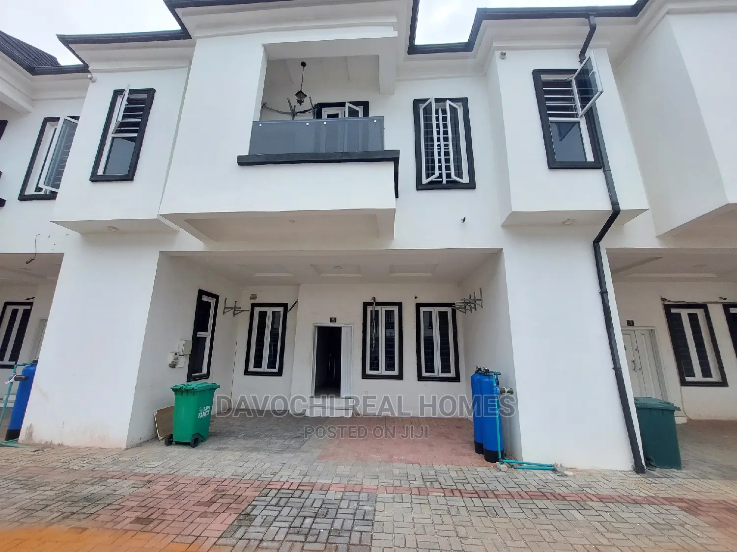 4bdrm Duplex in Second Toll Gate, Chevron for rent in Chevron