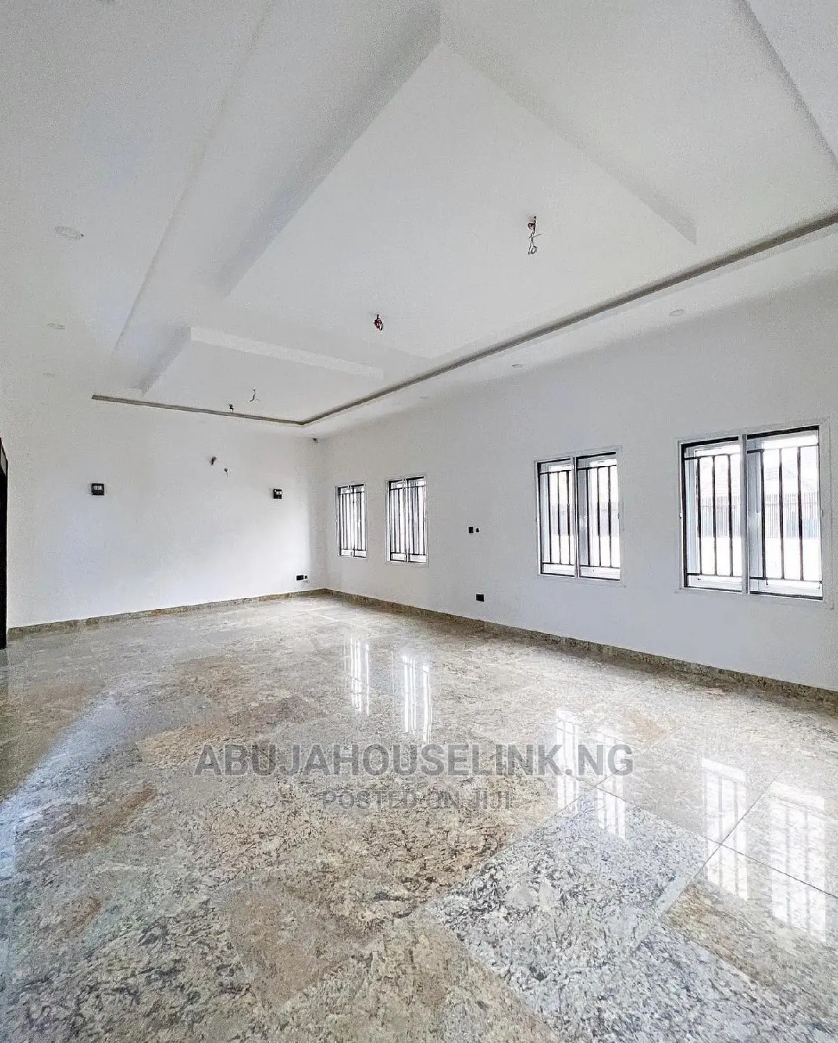 6bdrm Duplex in Efab Metropolis, Gwarinpa for sale in Gwarinpa