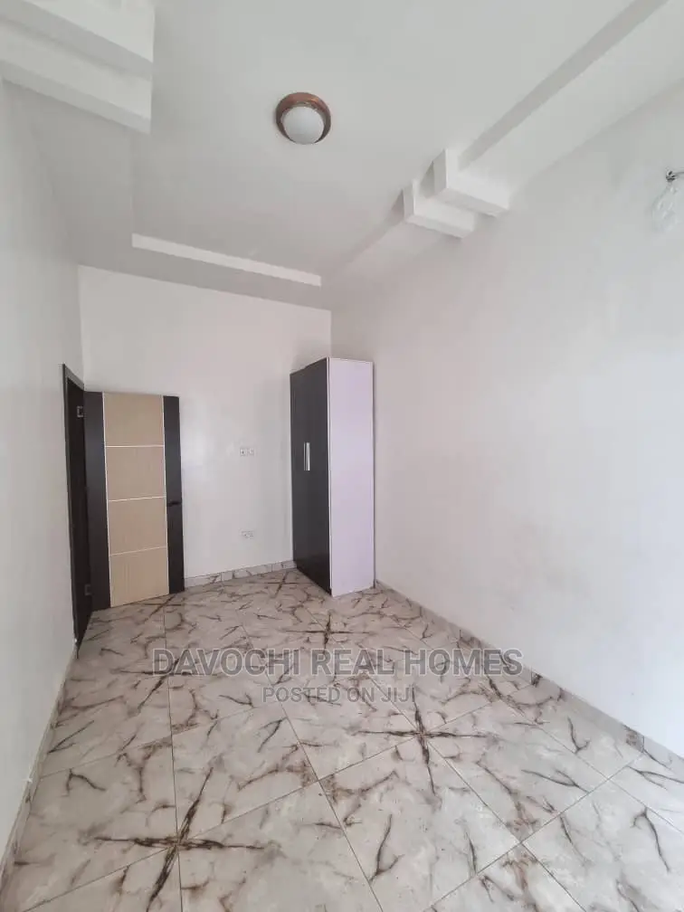 4bdrm Duplex in Chevron Conservation for rent in Chevron