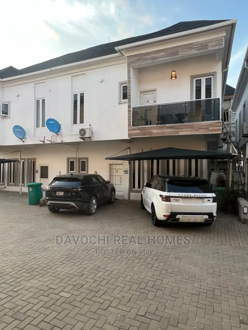 Furnished 4bdrm Duplex in Chevron Second Toll for rent in Chevron