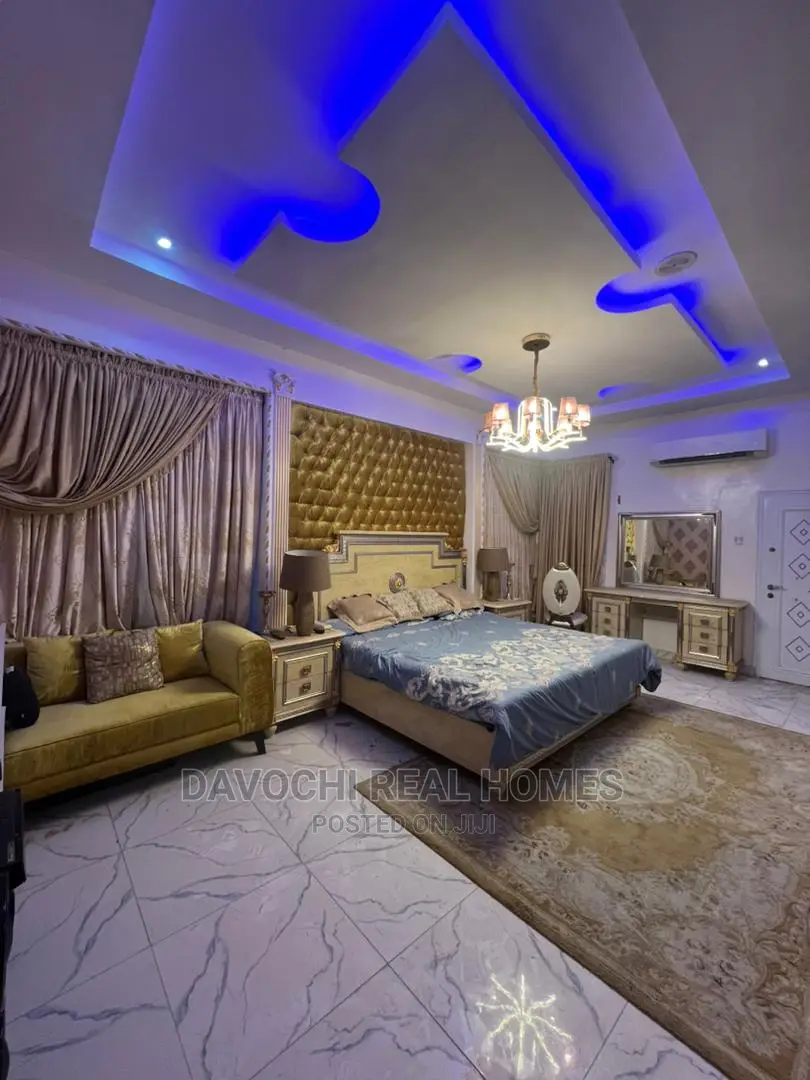 Furnished 4bdrm Duplex in Chevron Second Toll for rent in Chevron