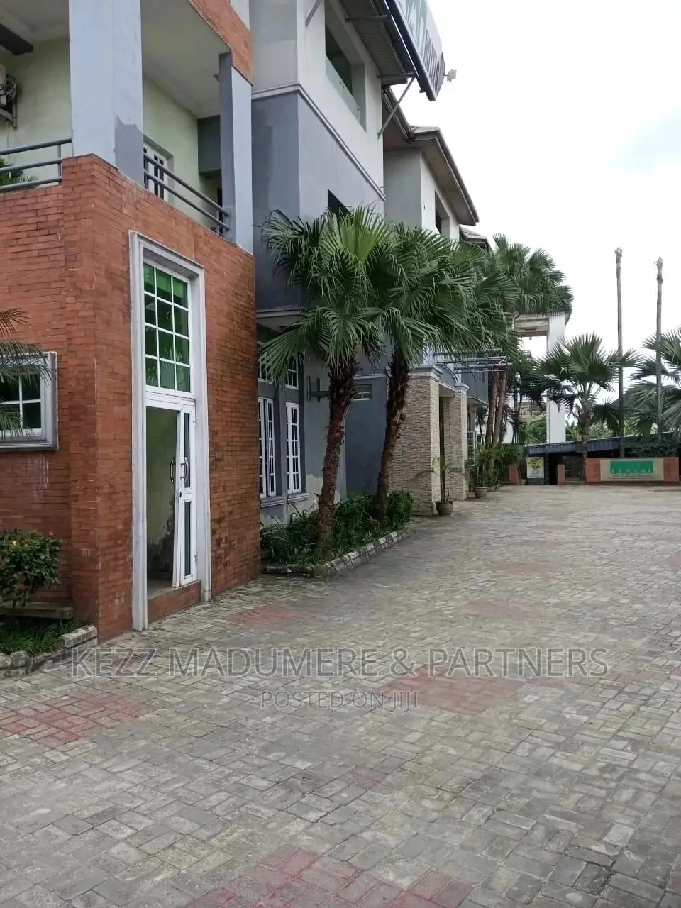 Hotel for Sale in Port Harcourt in Port-Harcourt