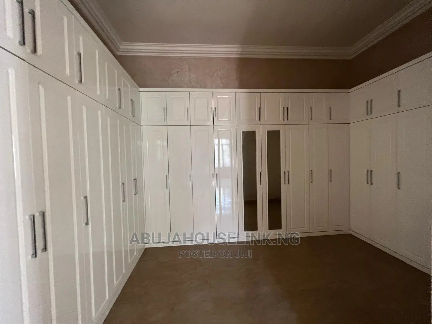 9bdrm Mansion in Asokoro Main Abuja for sale in Asokoro