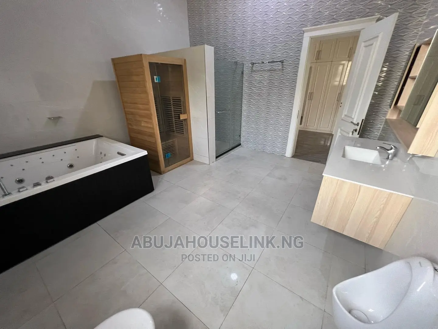 9bdrm Mansion in Asokoro Main Abuja for sale in Asokoro