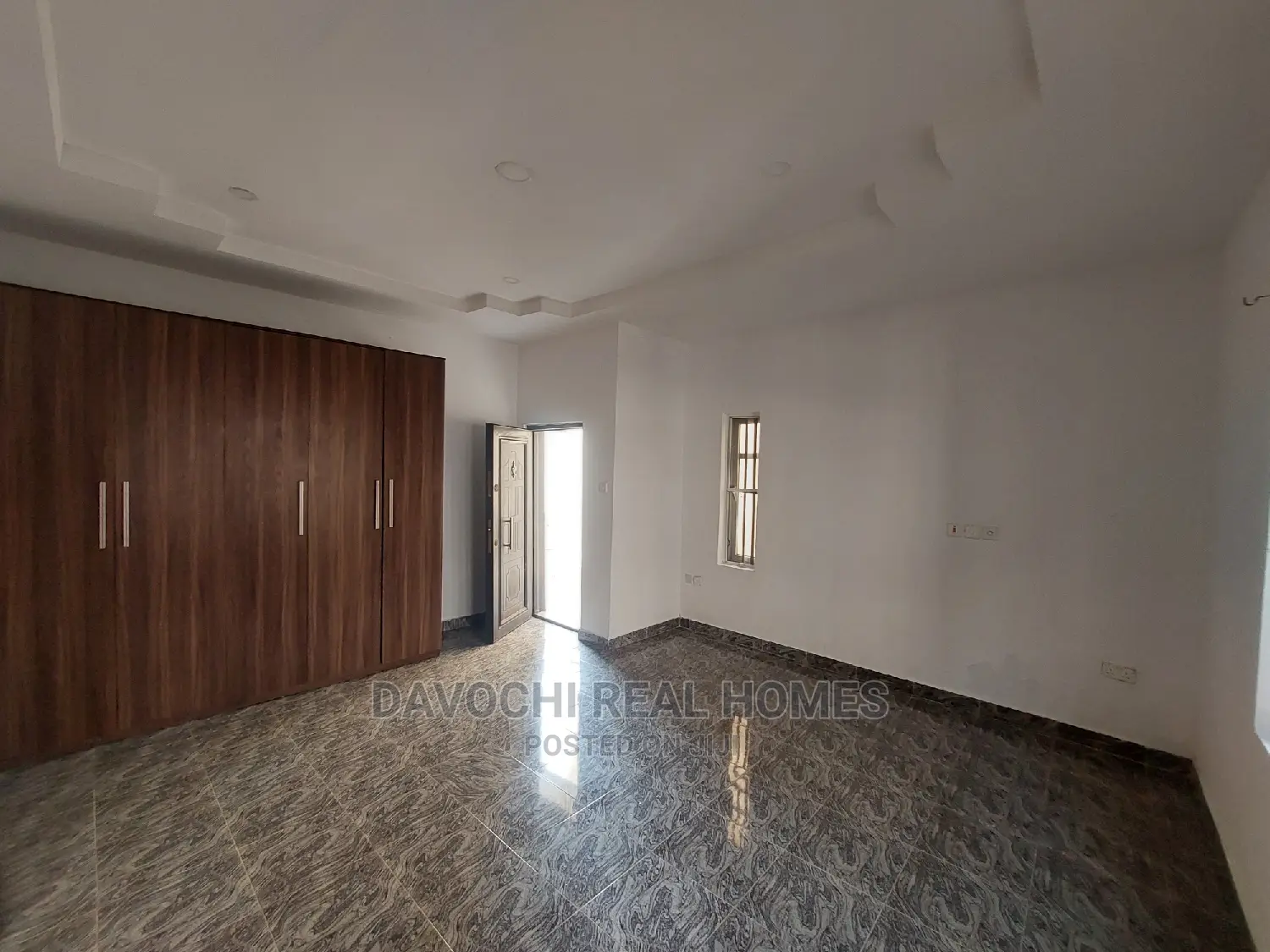 3bdrm Apartment in Chevron Second Toll for rent in Chevron