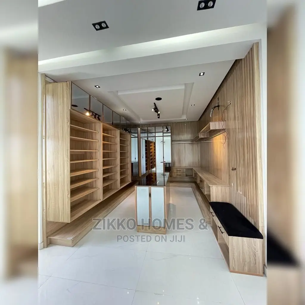 5bdrm Duplex in Osapa London for sale in Osapa london