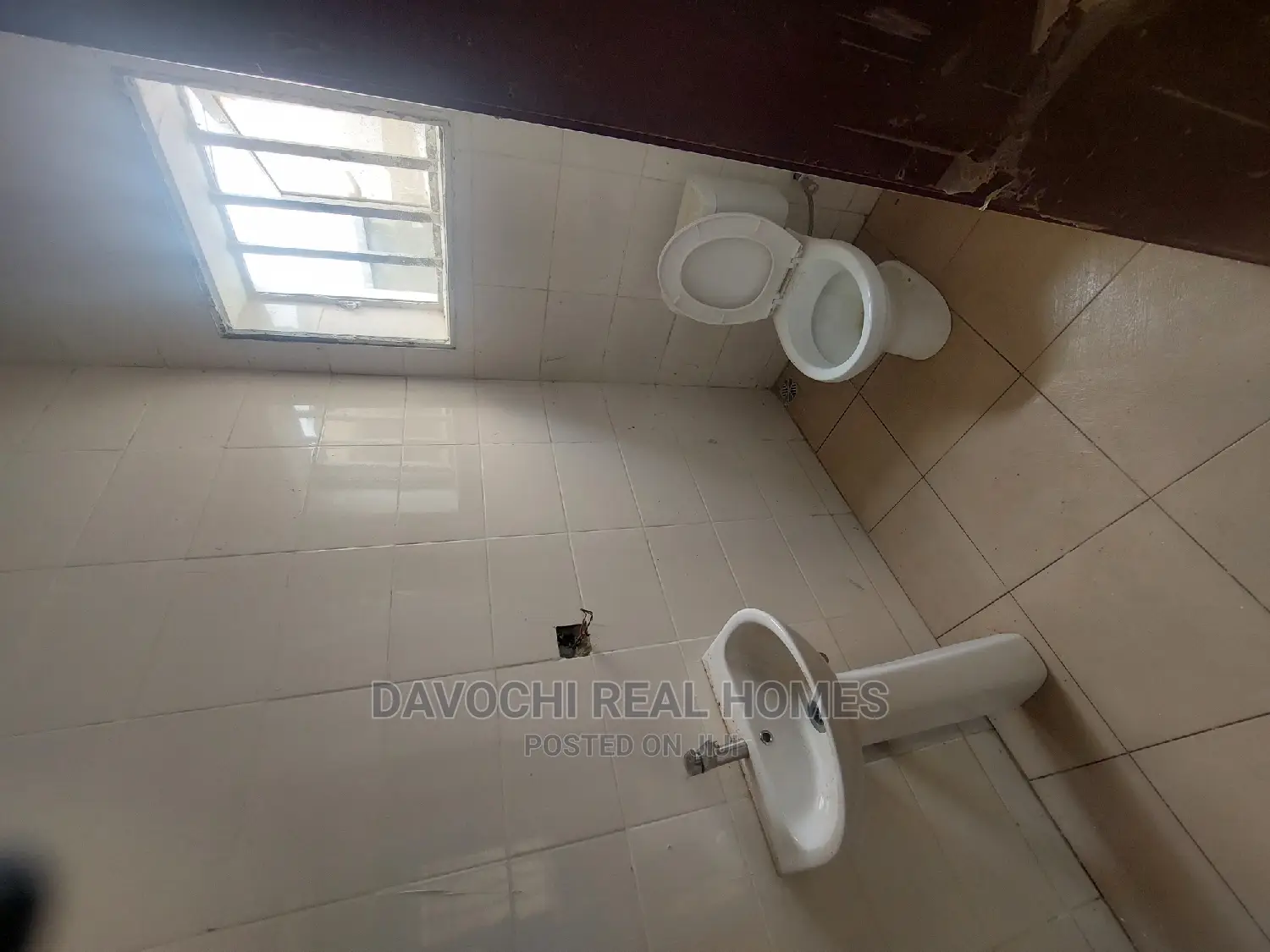 3bdrm Apartment in Orchid Road, Lekki for rent in Lekki