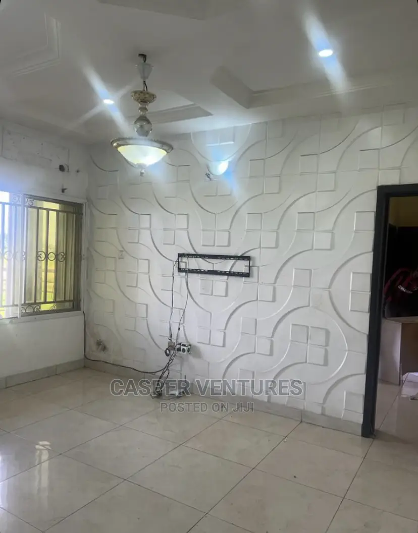 1bdrm Room & Parlour in Chevy, Chevron for rent in Chevron