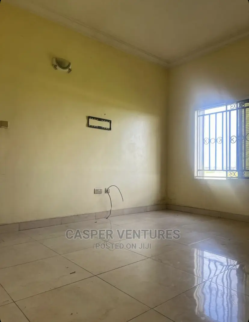 1bdrm Room & Parlour in Chevy, Chevron for rent in Chevron