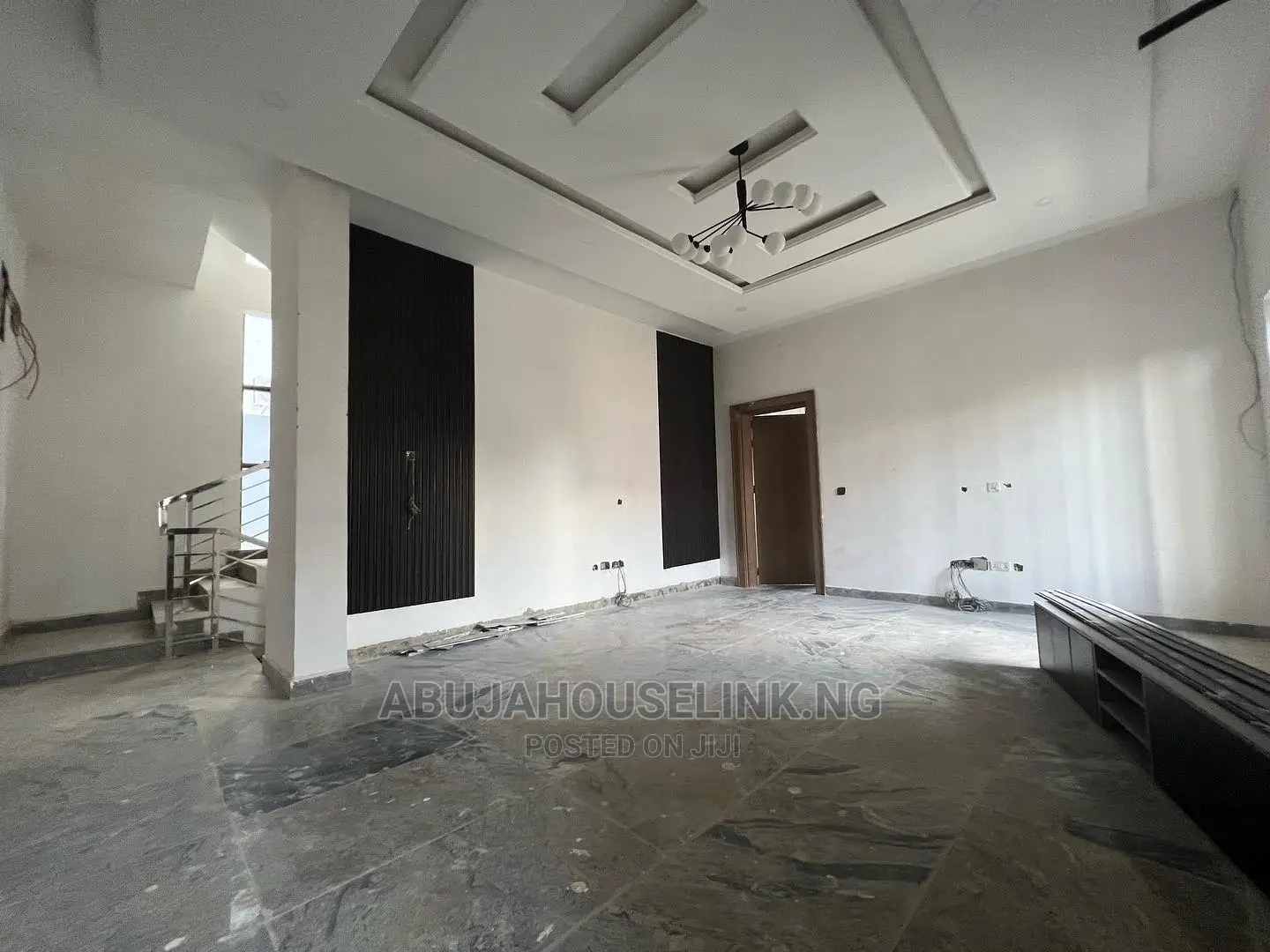 5bdrm Duplex in Guzape Abuja for sale in Guzape District