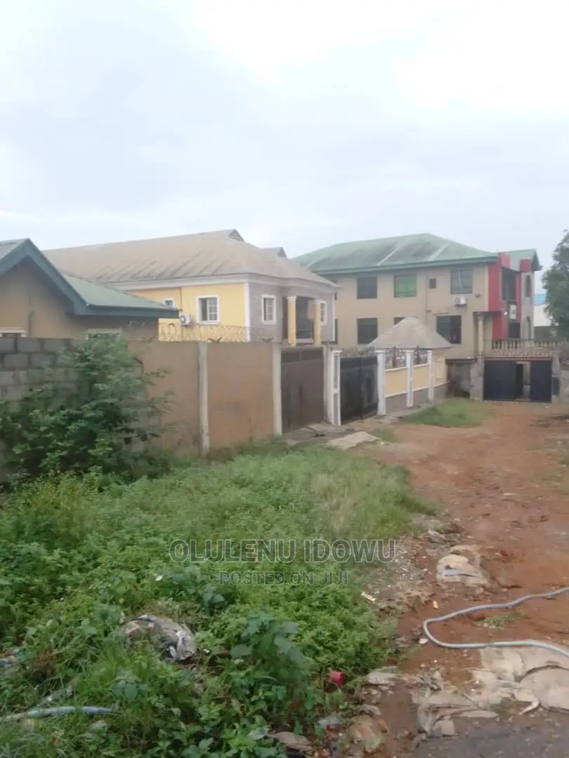 Furnished 3bdrm Block of Flats in Alimosho for sale in Alimosho