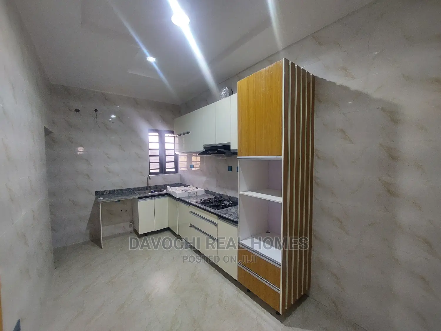 1bdrm Apartment in Abraham Adesanya, Lekki for rent in Lekki