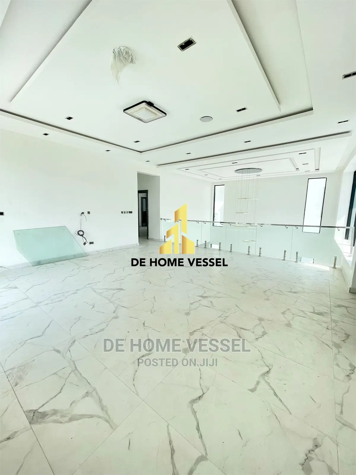 5bdrm Duplex in Osapa london for sale in Osapa london