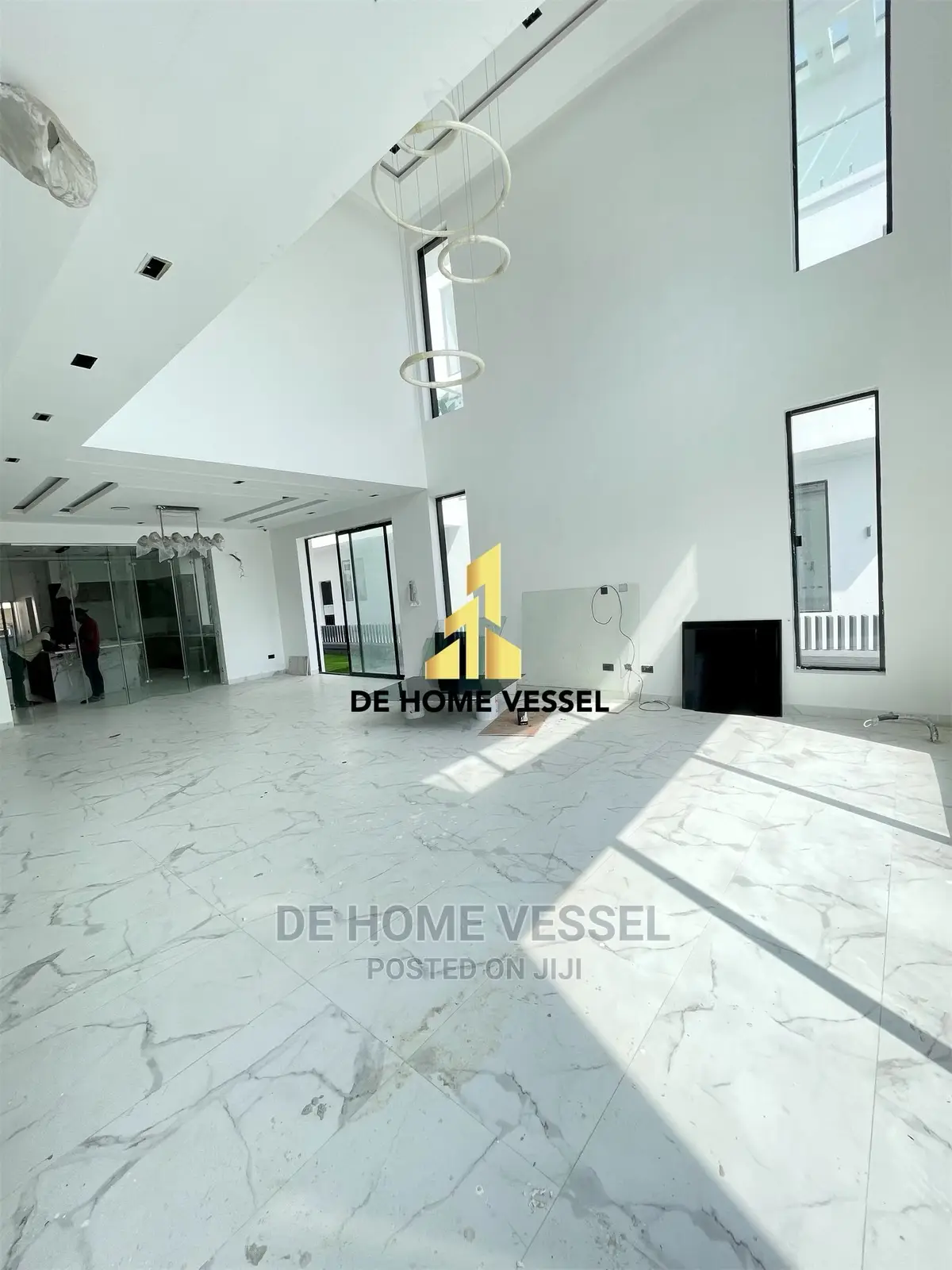 5bdrm Duplex in Osapa london for sale in Osapa london