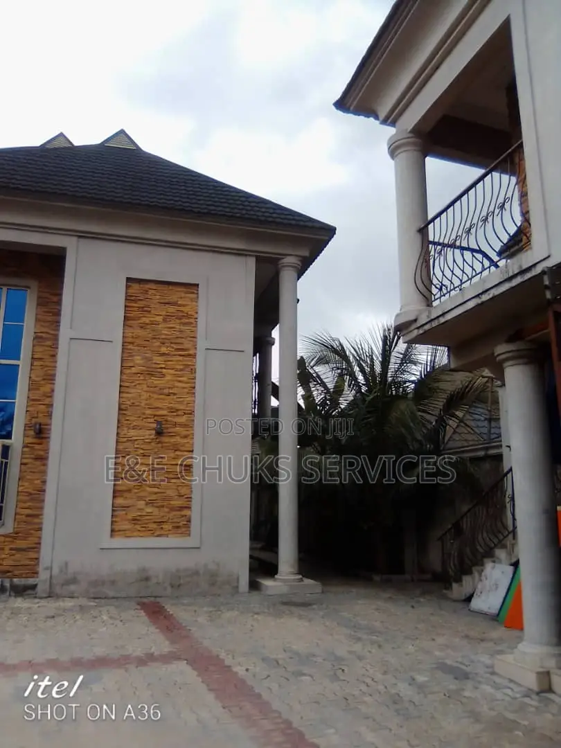 Furnished 4bdrm Duplex in Obio-Akpor for sale in Obio-Akpor