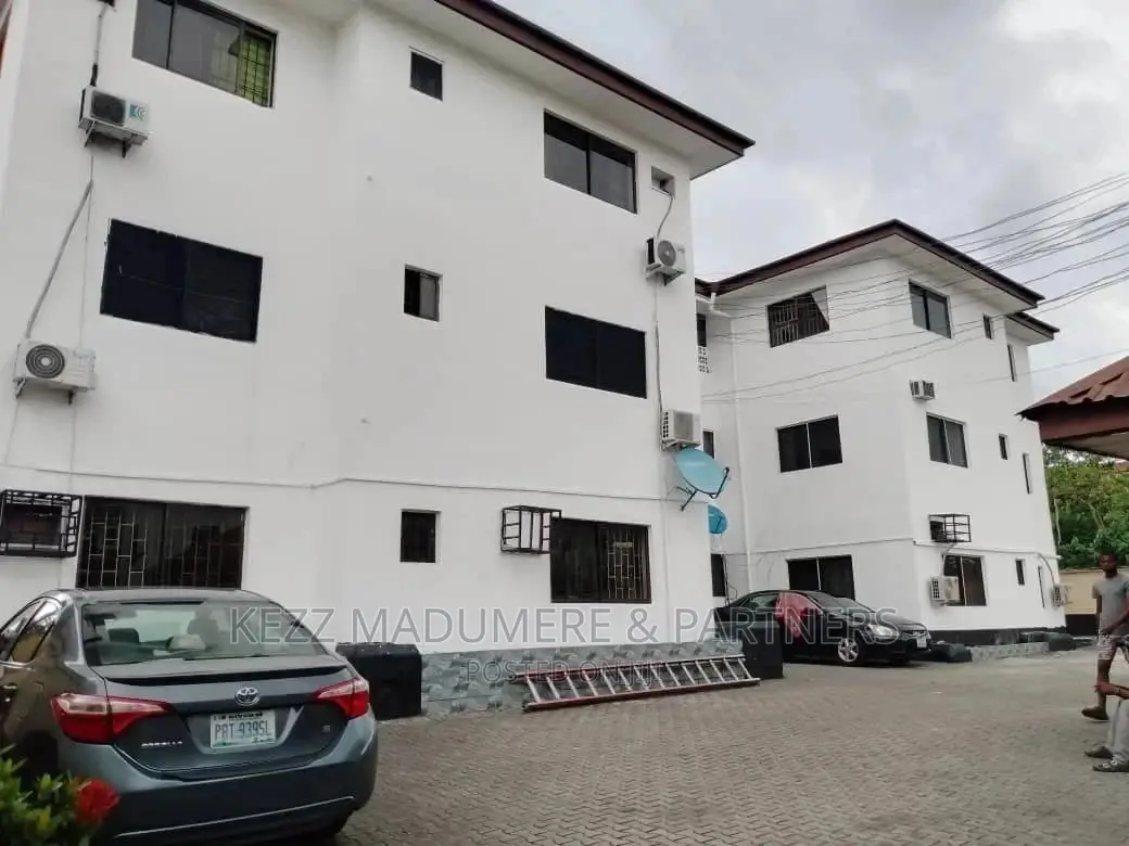 3bdrm Block of Flats in New Gra Housing, Port-Harcourt for sale in Port-Harcourt