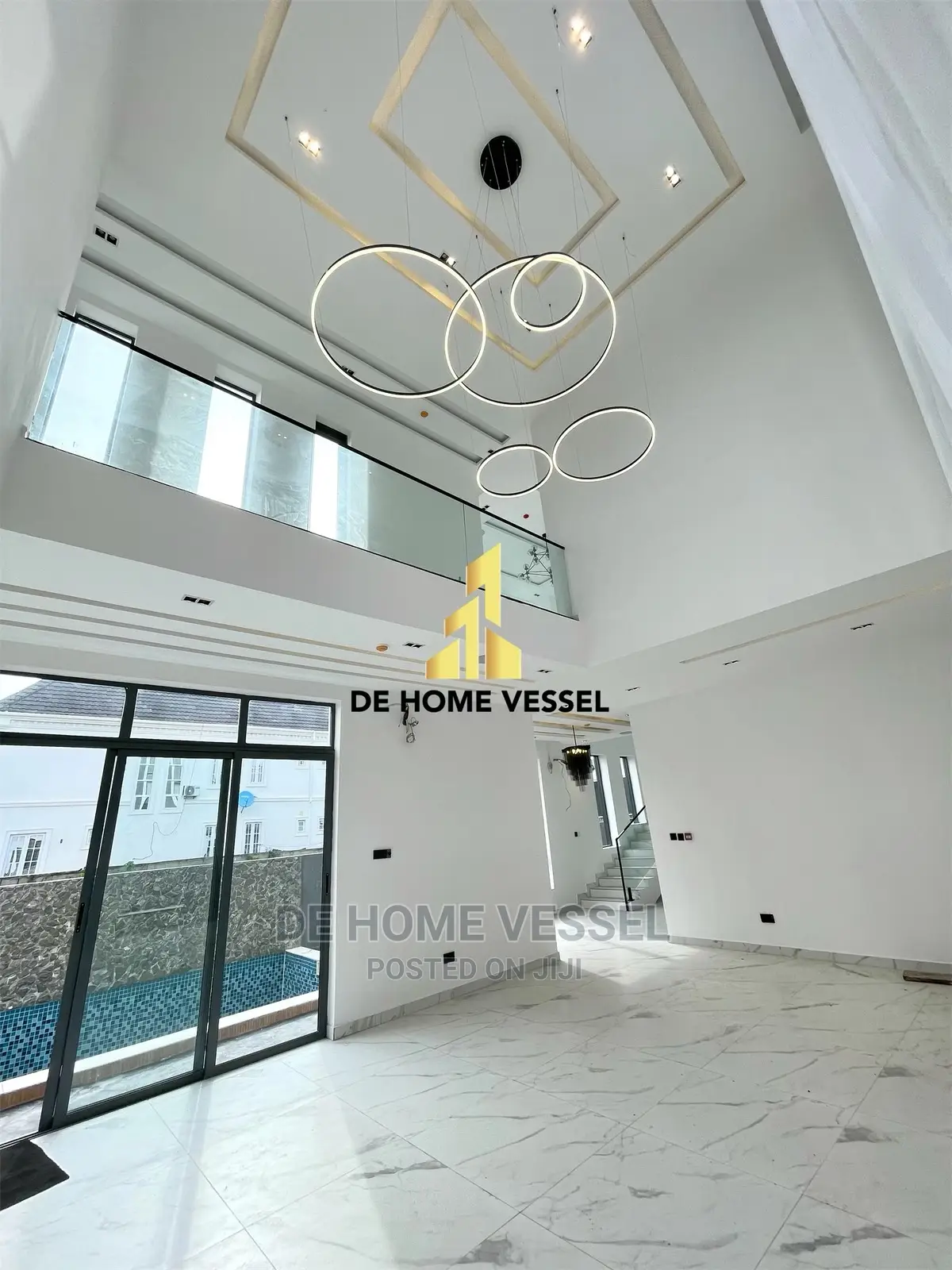 5bdrm Duplex in Ikota for sale in Ikota