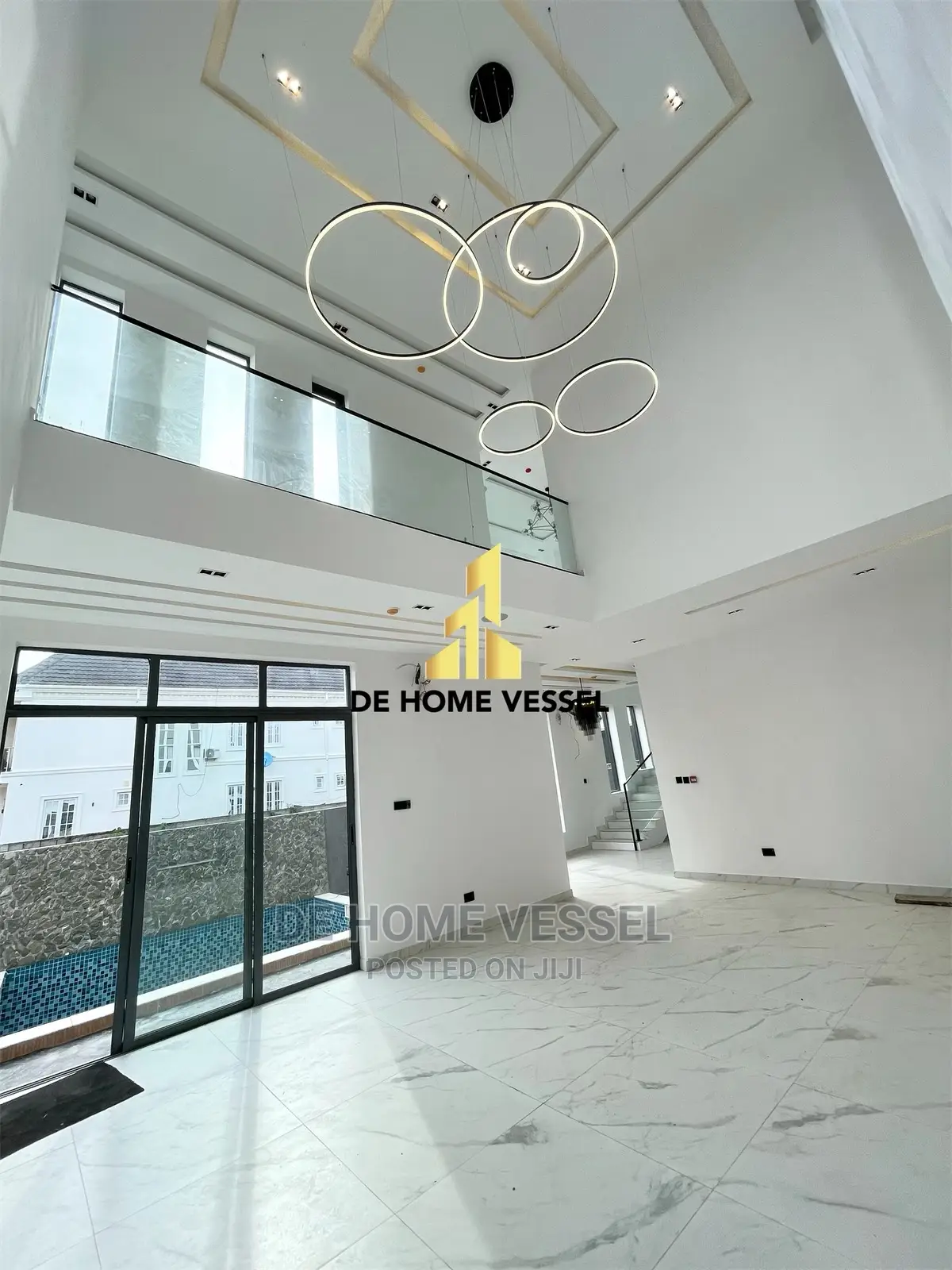 5bdrm Duplex in Ikota for sale in Ikota