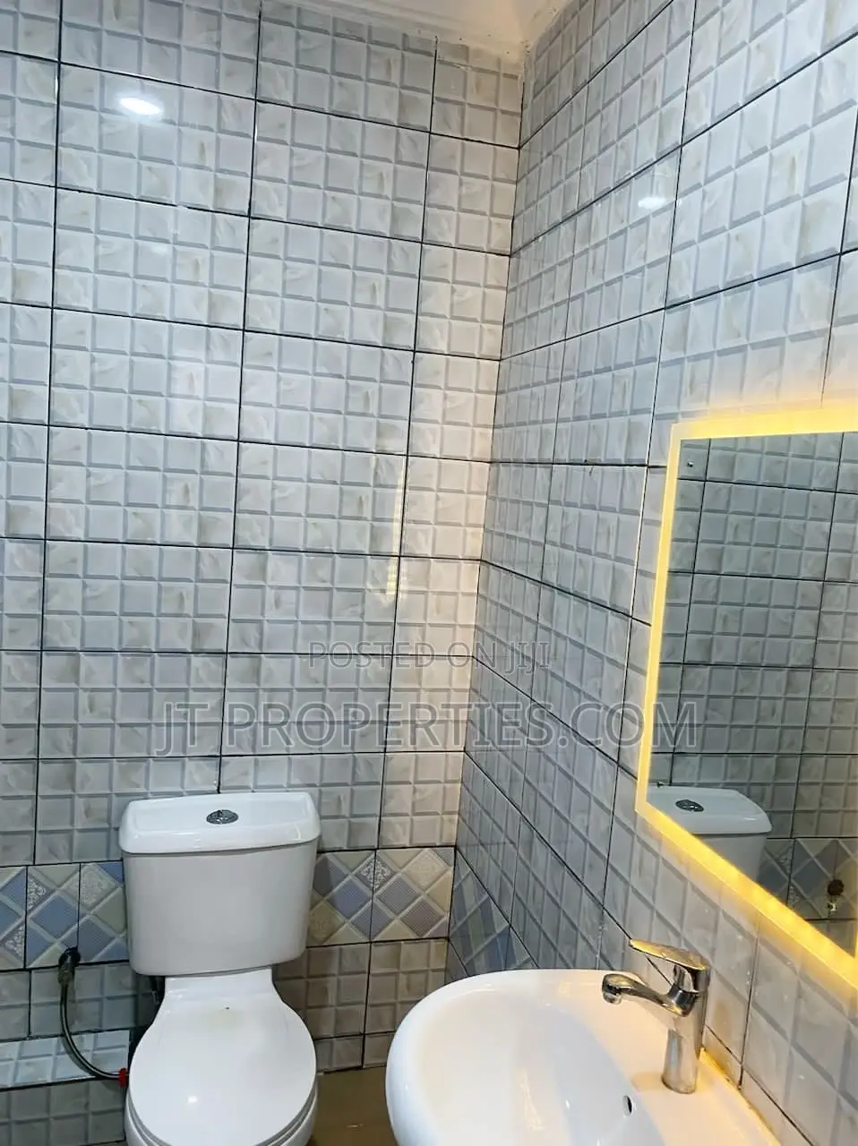 Brand New 1bedroom Apartment Wuse 2 in Wuse 2