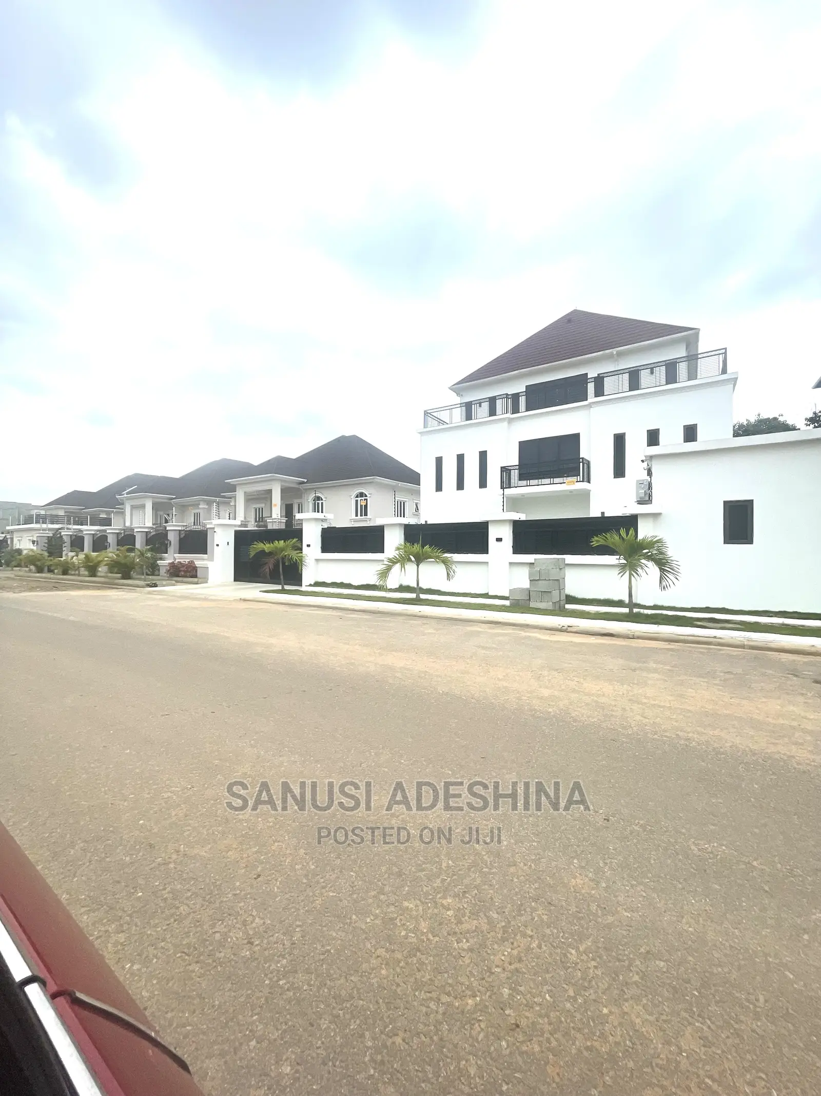 7bdrm Duplex in Jahi Gilmore Fct for sale in Jahi
