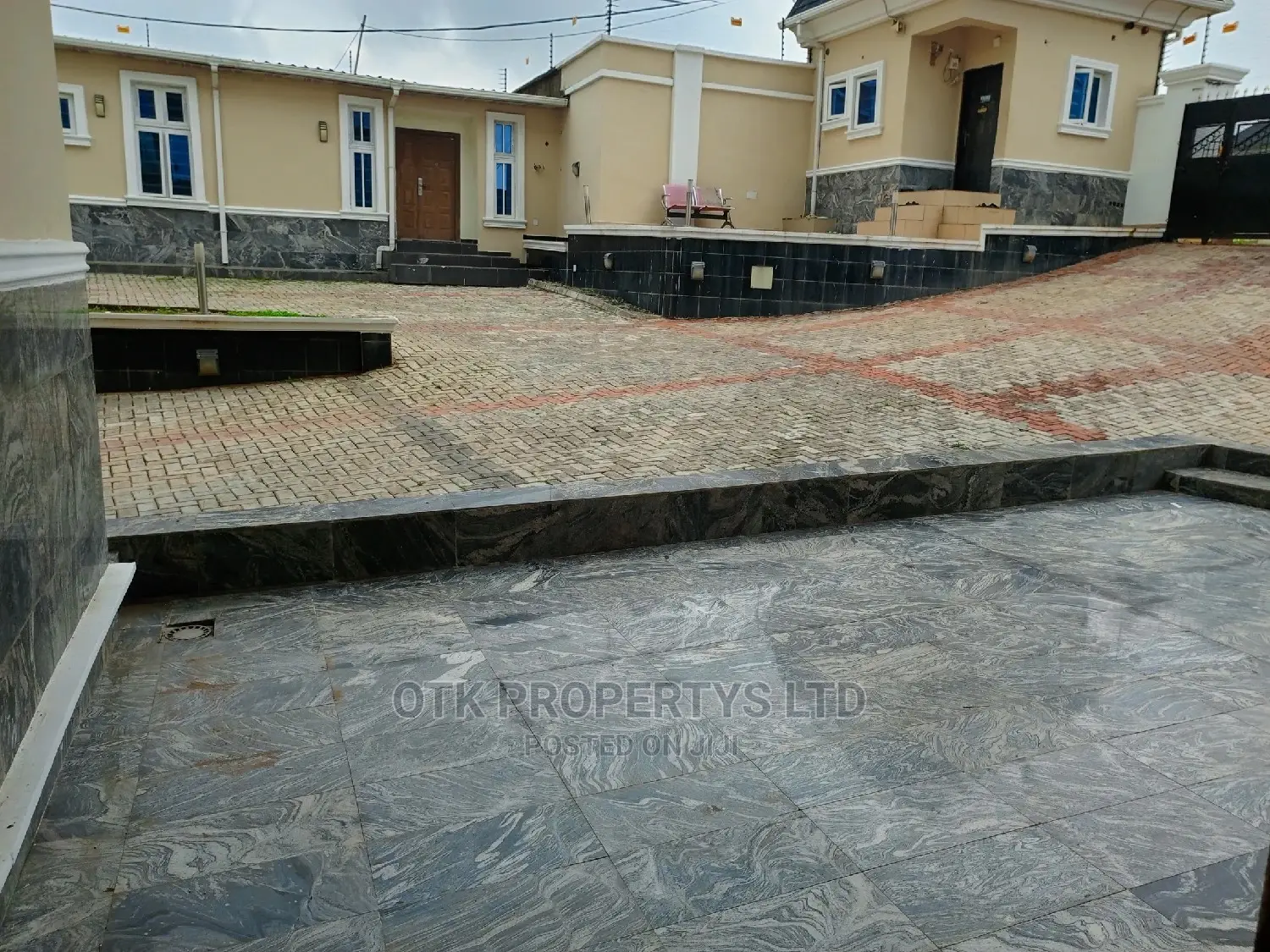 Furnished 3bdrm Block of Flats in Fo1, Kubwa for rent in Kubwa