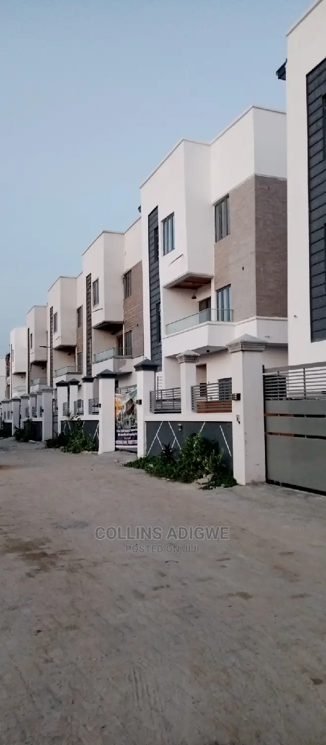 4bdrm Duplex in Gated And Sercured, Ikate for sale in Ikate