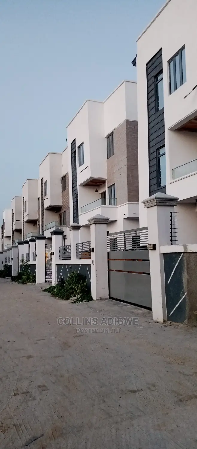 4bdrm Duplex in Gated And Sercured, Ikate for sale in Ikate