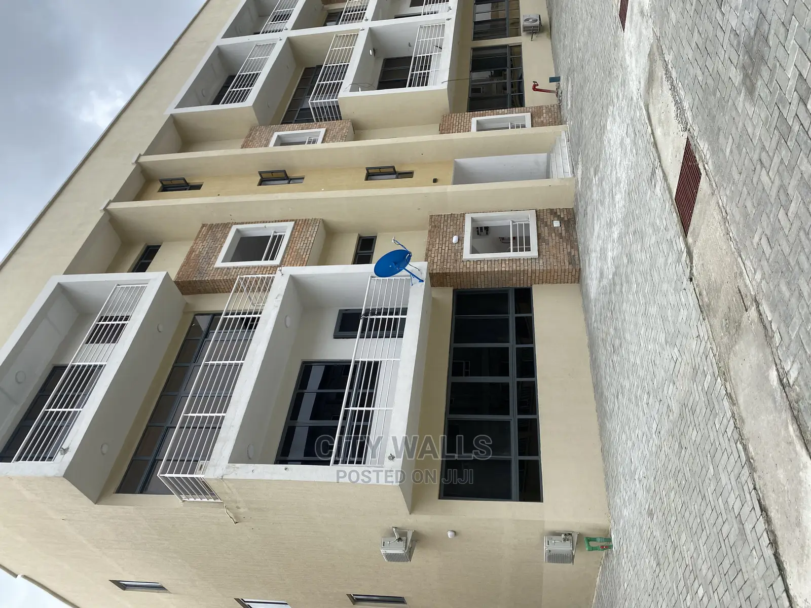 4bdrm Maisonette in Chevron for rent in Chevron