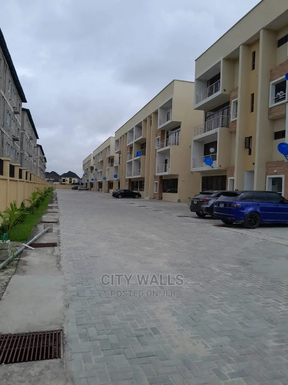 4bdrm Maisonette in Chevron for rent in Chevron