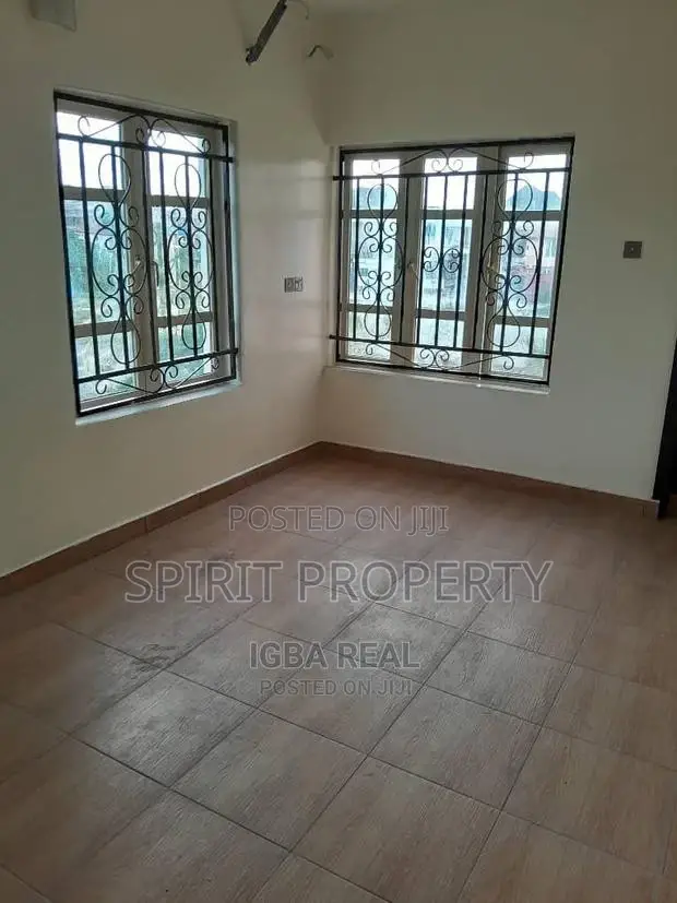 3bdrm Apartment in Gra for rent in Ogudu GRA