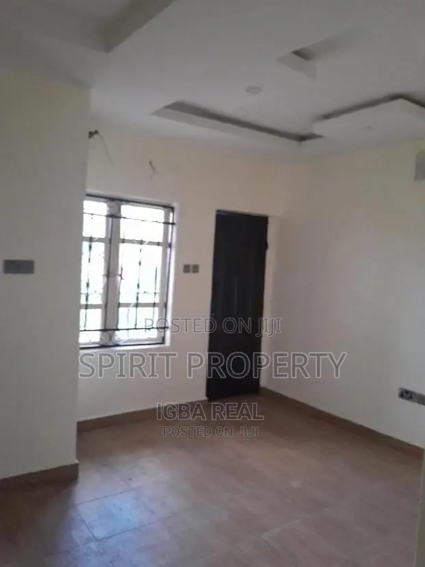 3bdrm Apartment in Gra for rent in Ogudu GRA
