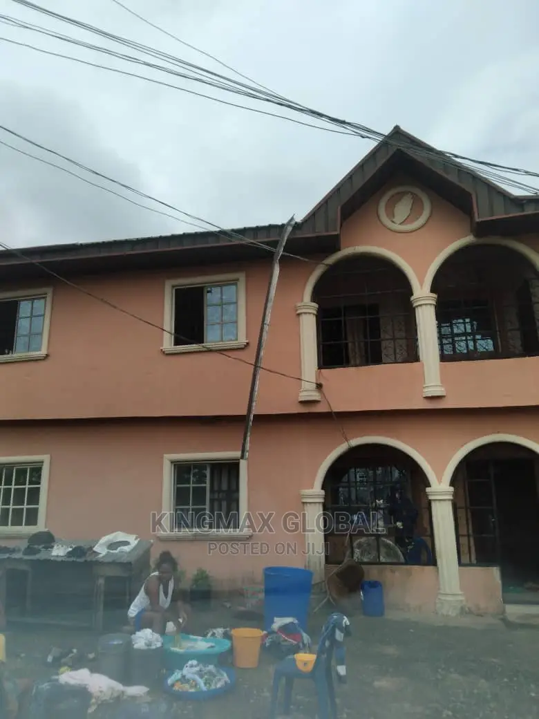 3bdrm Block of Flats in Lucky Estate, Benin City for sale in Benin City