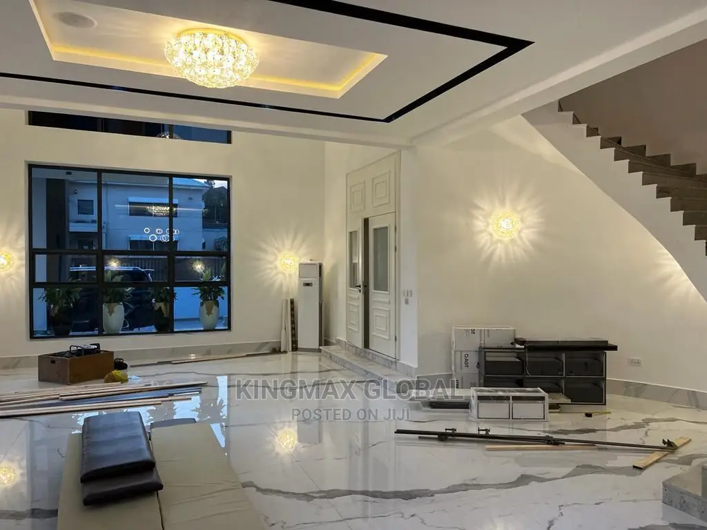 9bdrm Mansion in Maitama for sale in Maitama