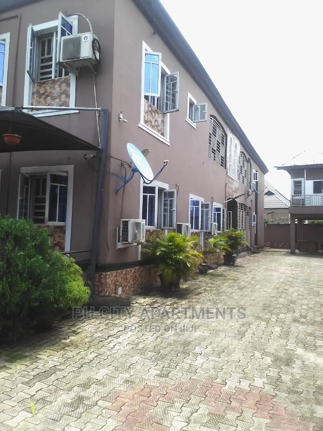 2bdrm Block of Flats in Arcania Ada George, Port-Harcourt for rent in Port-Harcourt