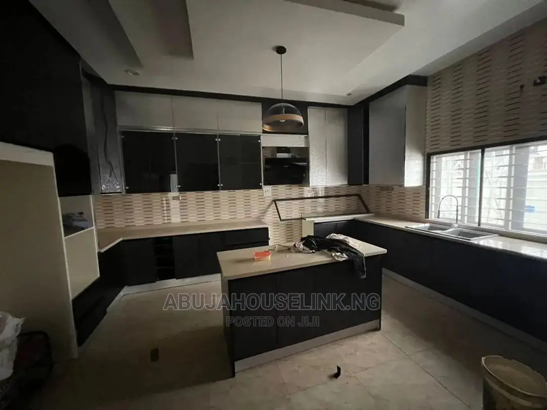 6bdrm Duplex in Efab Metropolis, Gwarinpa for sale in Gwarinpa