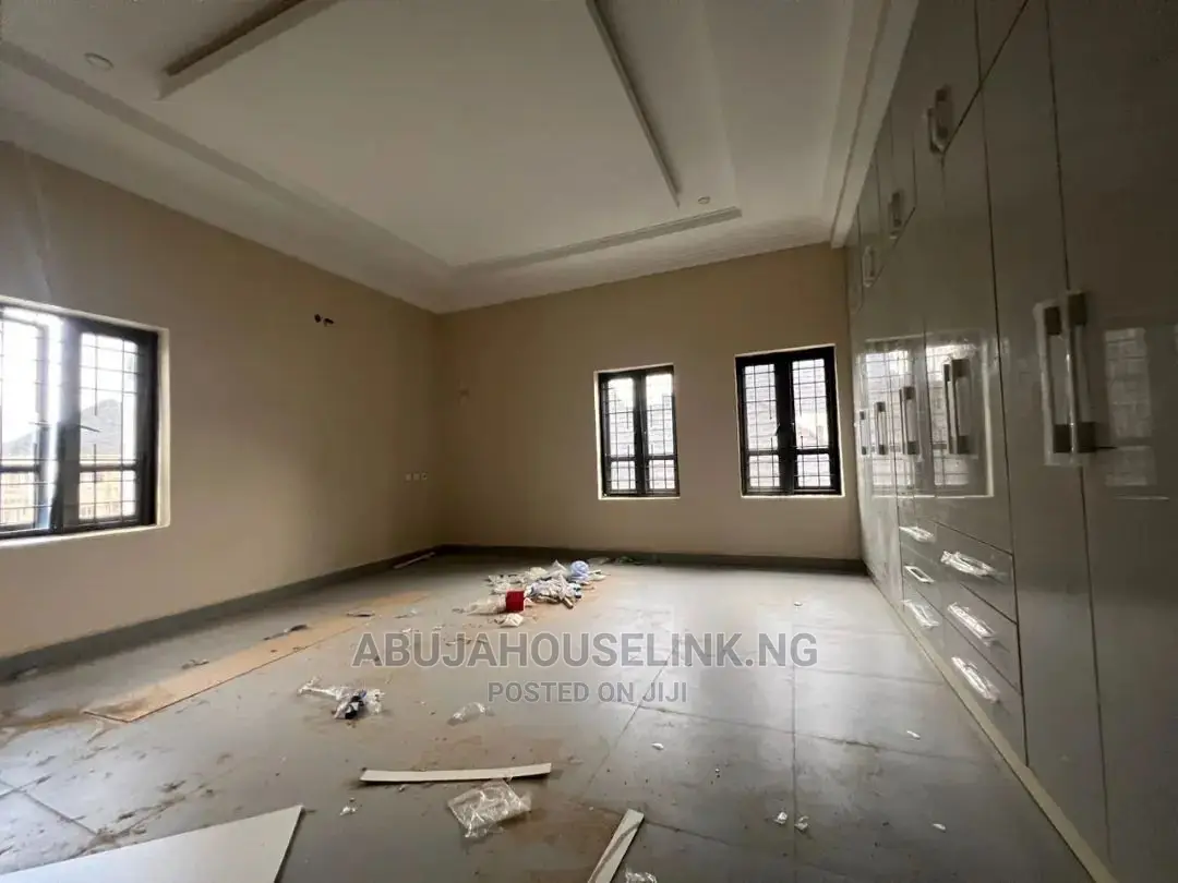 5bdrm Duplex in Efab Metropolis, Gwarinpa for sale in Gwarinpa