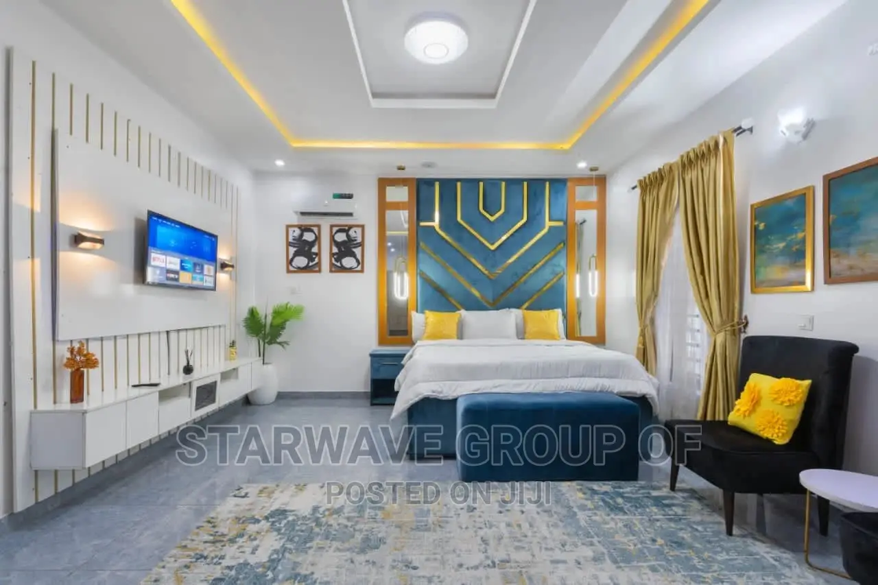 5 Bedrooms Shortlet Apartment at Lekki in Lekki