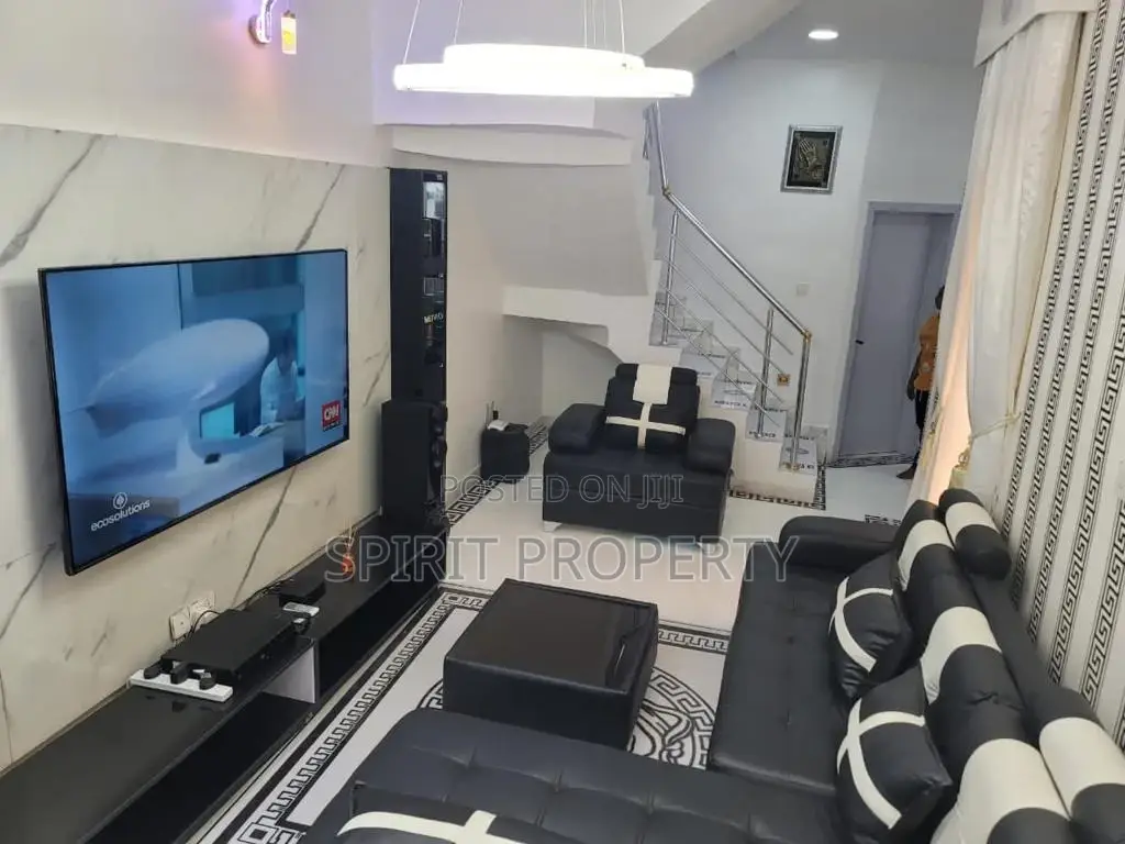 4bedroom Semi-Detached Duplex 100m at Lekki in Lekki