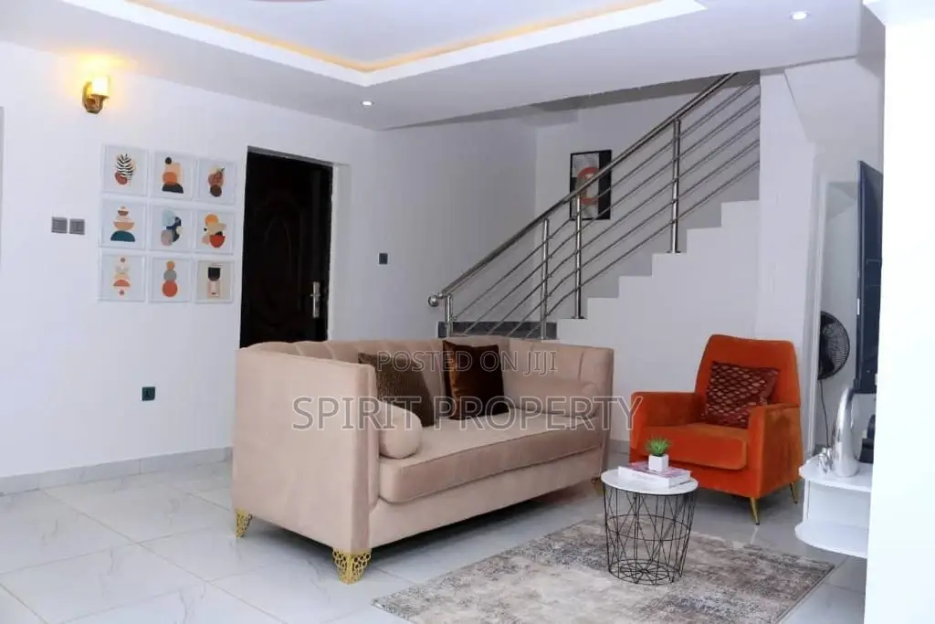 Furnished 3bdrm Apartment in Ogudu Gra for rent in Ogudu