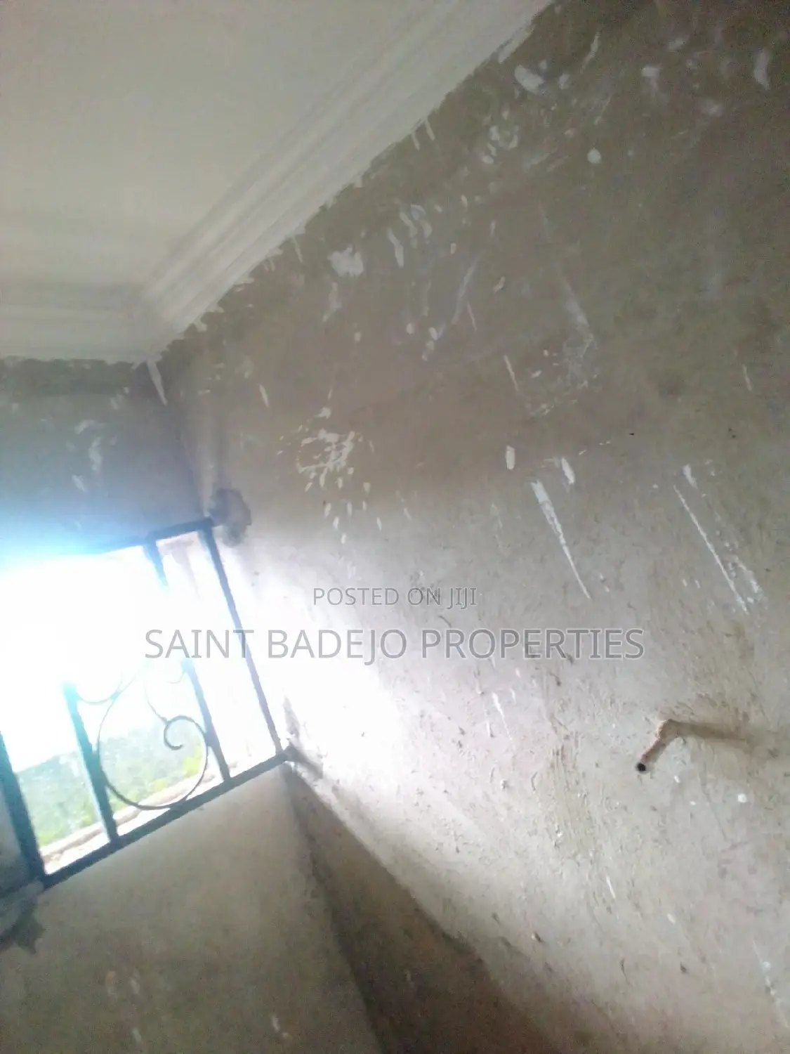 4bdrm Block Of Flats In Glo Side Estate, Gberigbe For Sale in Gberigbe