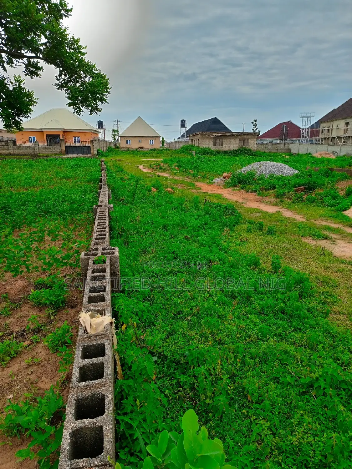 Mixed Used Land for Sale, 1000sqm in Karu