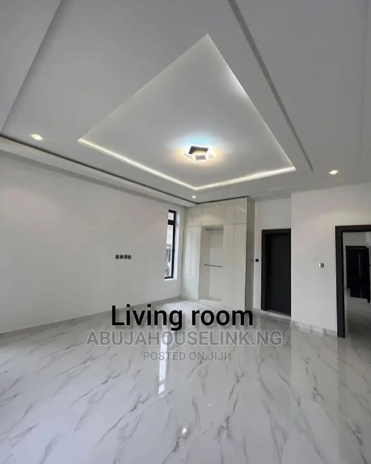 5bdrm Duplex in Apo Resettlement for sale in Apo Resettlement