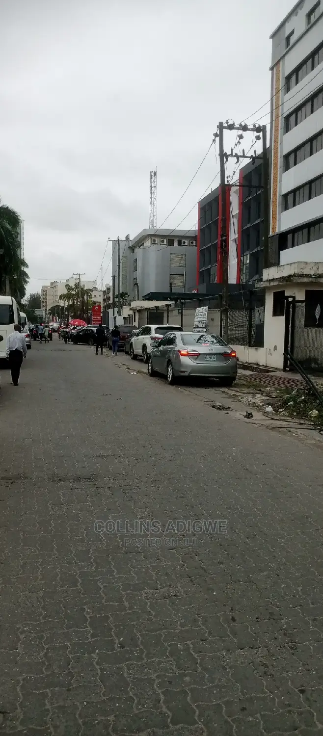 Office Space at Vi in Sanusi Fafunwa