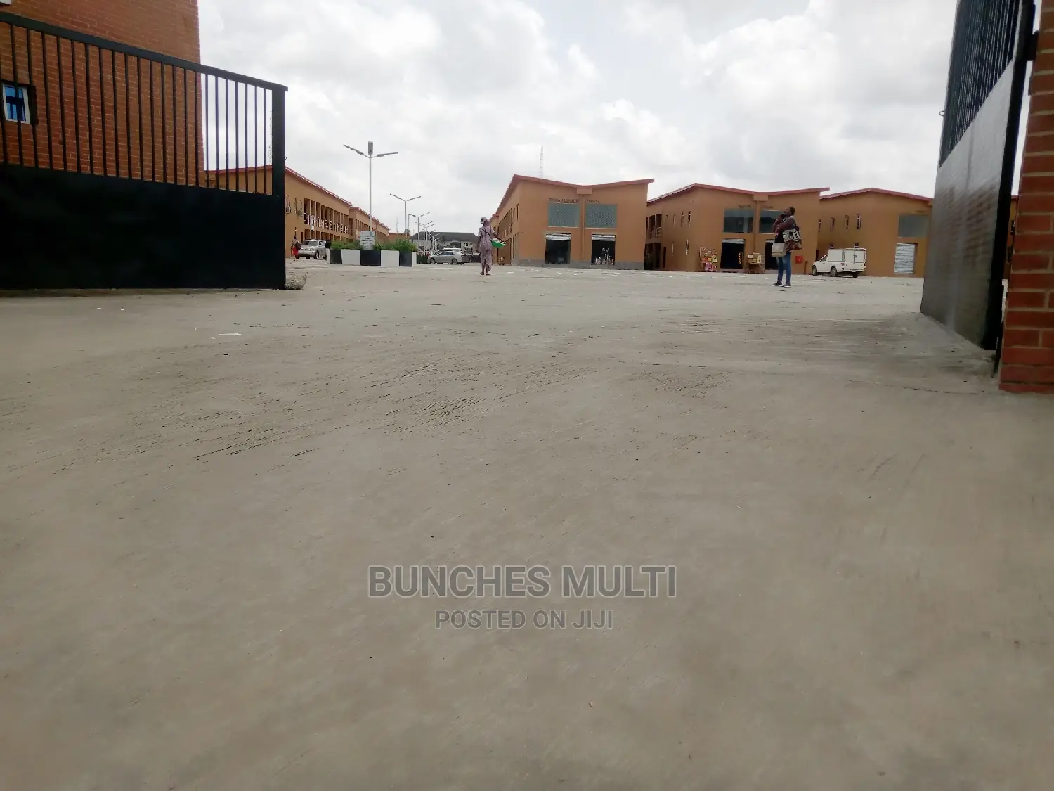 Double/Single Shops For Sales At Newly Built Mall. in Ketu-Ikosi