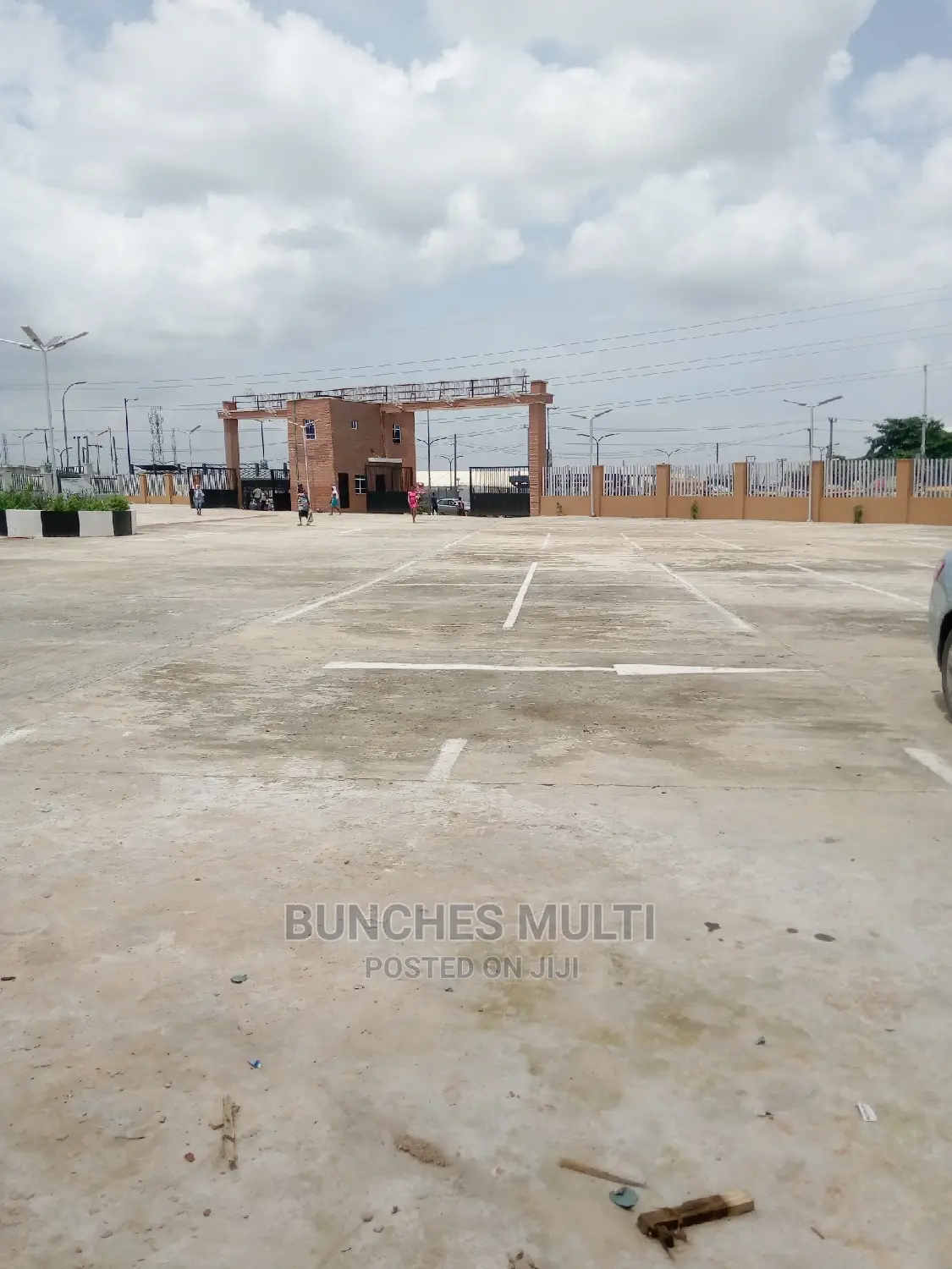 International Market Shops for Sales in Ketu in Ketu-Ikosi