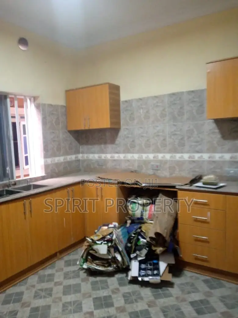 Furnished 4bdrm Apartment in Ogudu Gra for rent in Ogudu