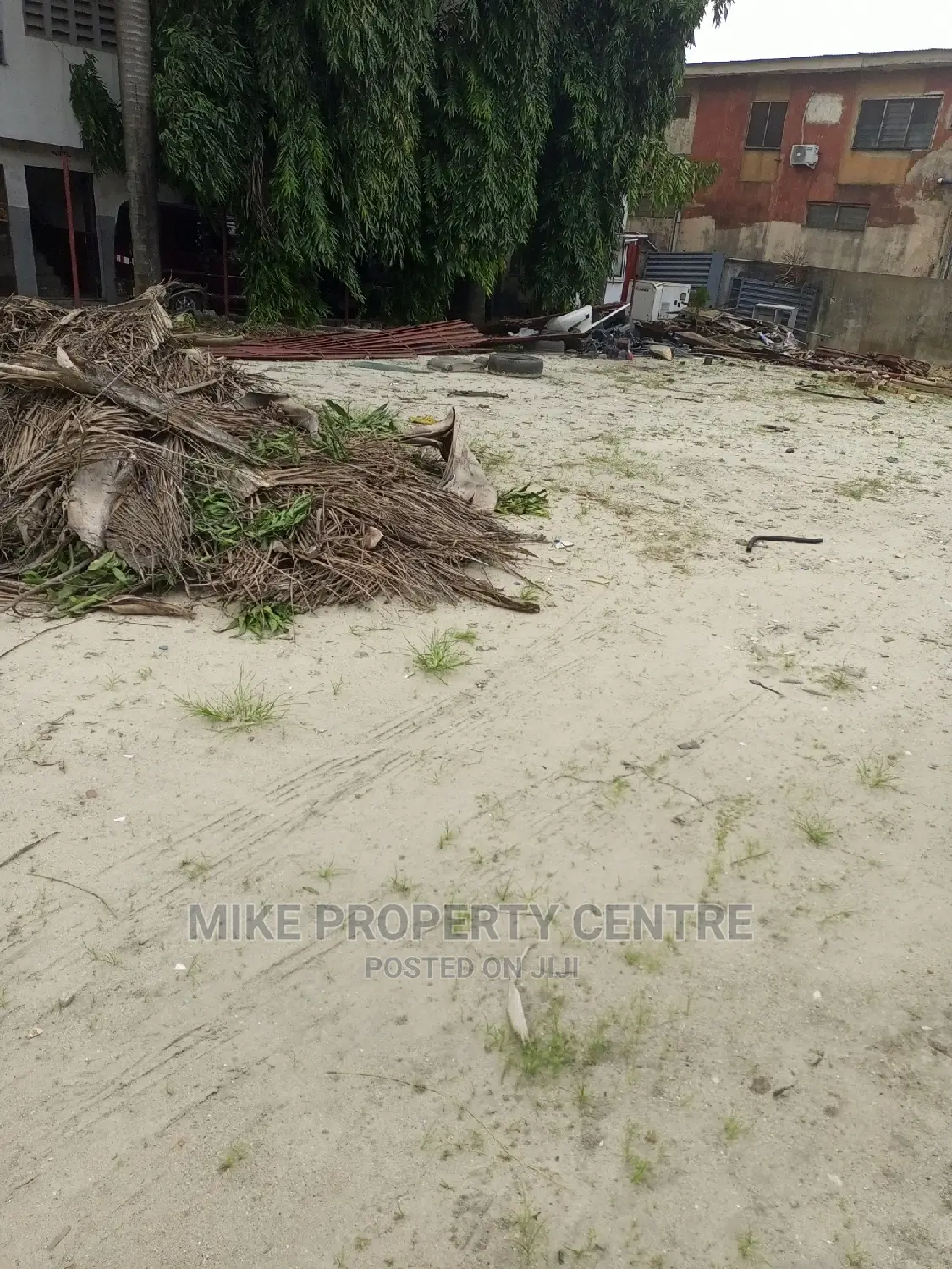 5 Plots of Land for Lease Along Ago Okota, Lagos Nigeria in Ago Palace